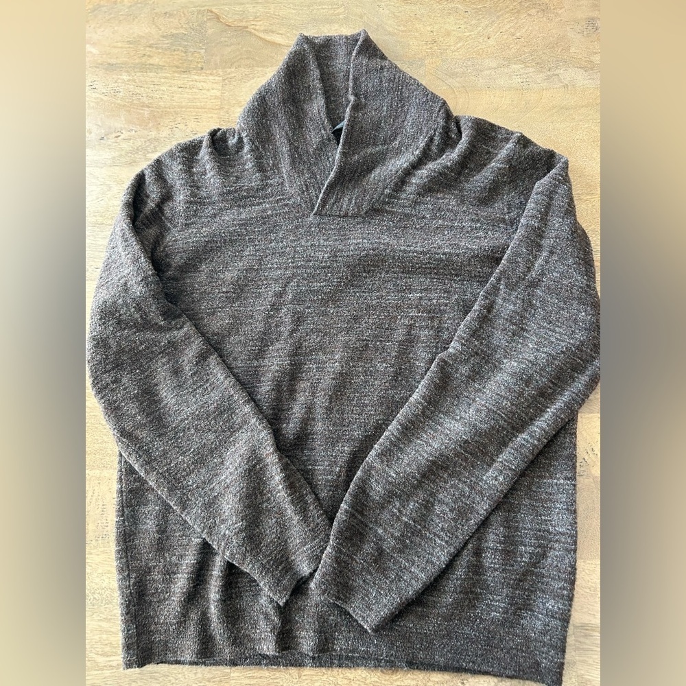 Saks Fifth Avenue Sweater Size XL